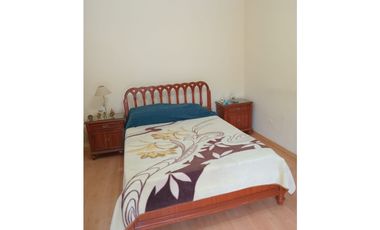 CHALET sobre 5 lotes EN BARRIO LAS MARGARITAS- CON PILETA.