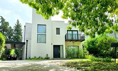 VENTA DE CASA EN Malvinas Argentinas