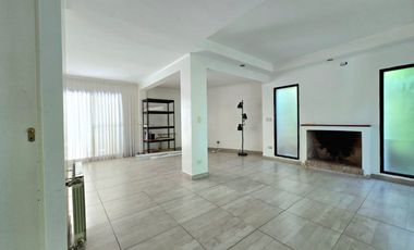 VENTA DE CASA EN Malvinas Argentinas