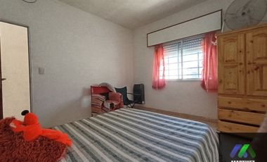 Casa en venta de 2 dormitorios c/ cochera en Gualeguaychú APTA CREDITO HIP.!