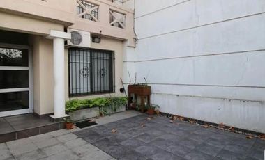 Departamento Tipo Casa en venta en Lanus Oeste