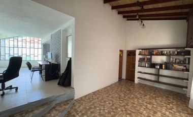 Venta casa 8 amb Pileta, quincho cochera Don Bosco