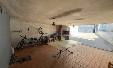 Venta casa 8 amb Pileta, quincho cochera Don Bosco