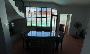 Venta casa 8 amb Pileta, quincho cochera Don Bosco