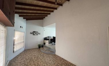 Venta casa 8 amb Pileta, quincho cochera Don Bosco