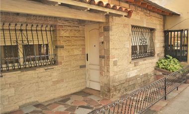 VENTA PH 4 AMB C/ COCHERA. QUILMES O. APTO CREDITO