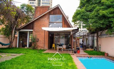 Casa en Venta en Manquehue Sur / Hernando de Magallanes