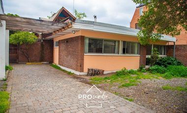 Casa en Venta en Manquehue Sur / Hernando de Magallanes