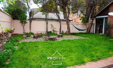 Casa en Venta en Manquehue Sur / Hernando de Magallanes