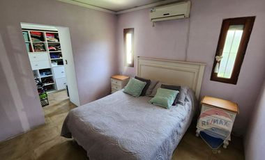 CASA 5 AMBIENTES EN VENTA MONTE GRANDE