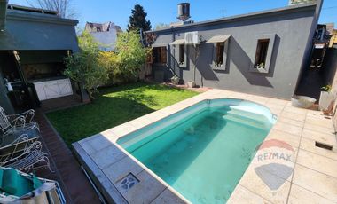 CASA 5 AMBIENTES EN VENTA MONTE GRANDE