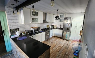 CASA 5 AMBIENTES EN VENTA MONTE GRANDE