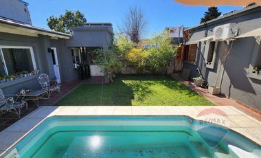 CASA 5 AMBIENTES EN VENTA MONTE GRANDE