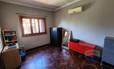 CASA 5 AMBIENTES EN VENTA MONTE GRANDE