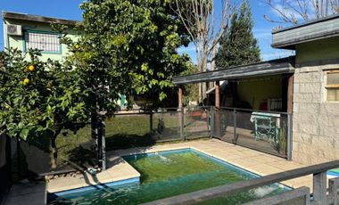 VENTA CASA CON PISCINA PADUA PERMUTA FINANCIA