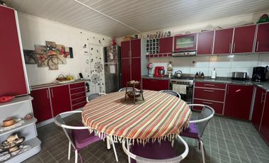 VENTA CASA CON PISCINA PADUA PERMUTA FINANCIA
