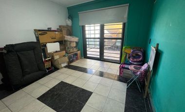 VENTA CASA CON PISCINA PADUA PERMUTA FINANCIA