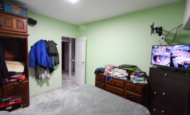 VENTA CASA 4 AMB CON QUINCHO Y COCHERA