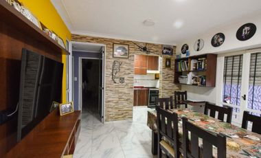VENTA CASA 4 AMB CON QUINCHO Y COCHERA
