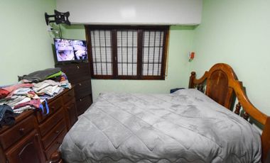 VENTA CASA 4 AMB CON QUINCHO Y COCHERA