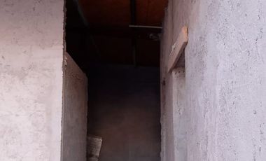 LOTE CON CASA A TERMINAR - GUAYMALLÉN