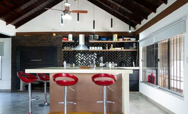 CASA QUINTA EN VENTA BARRIO SANTA ANITA