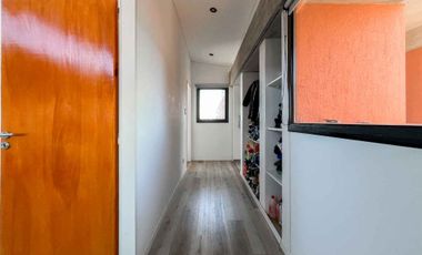 Casa 2 Dormitorios en Venta en Berisso con Pileta