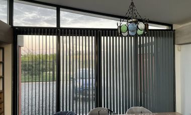 Casa 2 Dormitorios en Venta en Berisso con Pileta