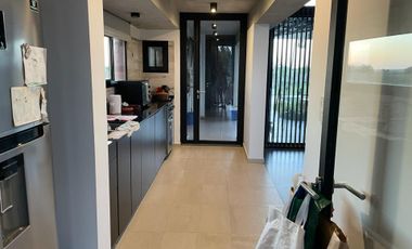 Casa 2 Dormitorios en Venta en Berisso con Pileta