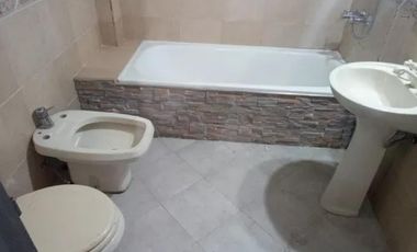 Departamento en venta - 2 Dormitorios 1 Baño - Cochera - 56Mts2 - San Miguel