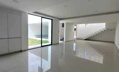CASA EN VENTA EN SALVADOR TIZATLALLI, METEPEC