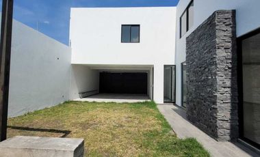 CASA EN VENTA EN SALVADOR TIZATLALLI, METEPEC