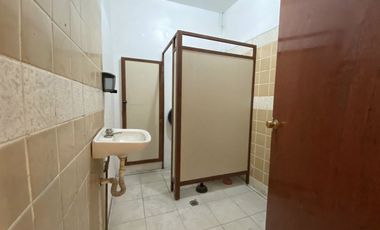 EDIFICIO  VENTA, LOS REYES IXTALACA, USO DE SUELO SERVICIOS Y COMERCIAL EN AV.