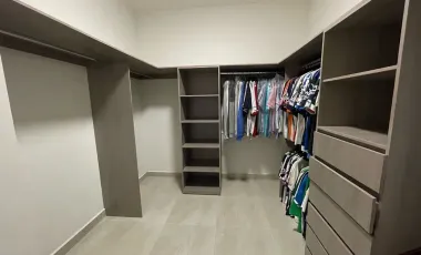 Casa en venta en Rinconada Colonial, Apodaca, Nuevo León