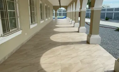 Casa en venta en Rinconada Colonial, Apodaca, Nuevo León