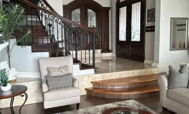Casa en venta en Lomas del Roble, San Nicolás de los Garza, Nuevo León