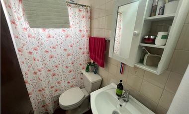 SE VENDE ACOGEDORA CASA EN MAIPÚ- PRECIO NEGOCIABLE  avs