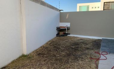 CASA AMUEBLADA EN RENTA EN LA VISTA