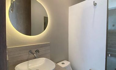 CASA EN VENTA EN PRIVANZA