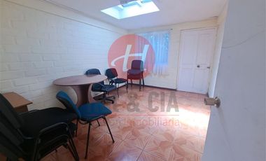Casa en Arriendo en A pasos de av Alemania