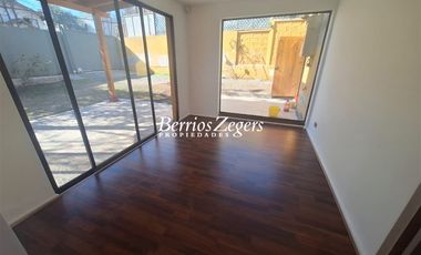 Casa en Arriendo en Las Vertientes