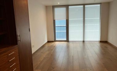 CASA CON ELEVADOR EN POLANCO