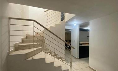 CASA EN VENTA EN SIERRA VISTA RESIDENCIAL JUAREZ NUEVO LEON