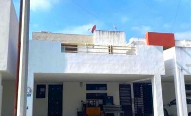 CASA EN VENTA EN SIERRA VISTA RESIDENCIAL JUAREZ NUEVO LEON