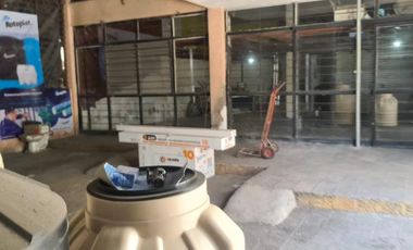 2 Locales en renta cerca de La Minerva