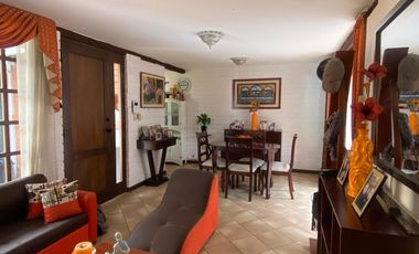 HERMOSA CASA EN VENTA, SECTOR UDA