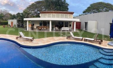 ALQUILER CASA CAMPESTRE EN CONDOMINIO FORESTAL CLUB