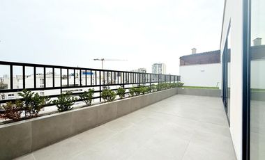 Departamento Duplex con Gran Terraza Cochera y Depósito