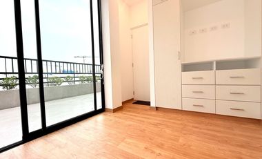 Departamento Duplex con Gran Terraza Cochera y Depósito