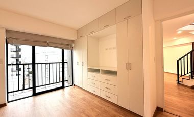 Departamento Duplex con Gran Terraza Cochera y Depósito